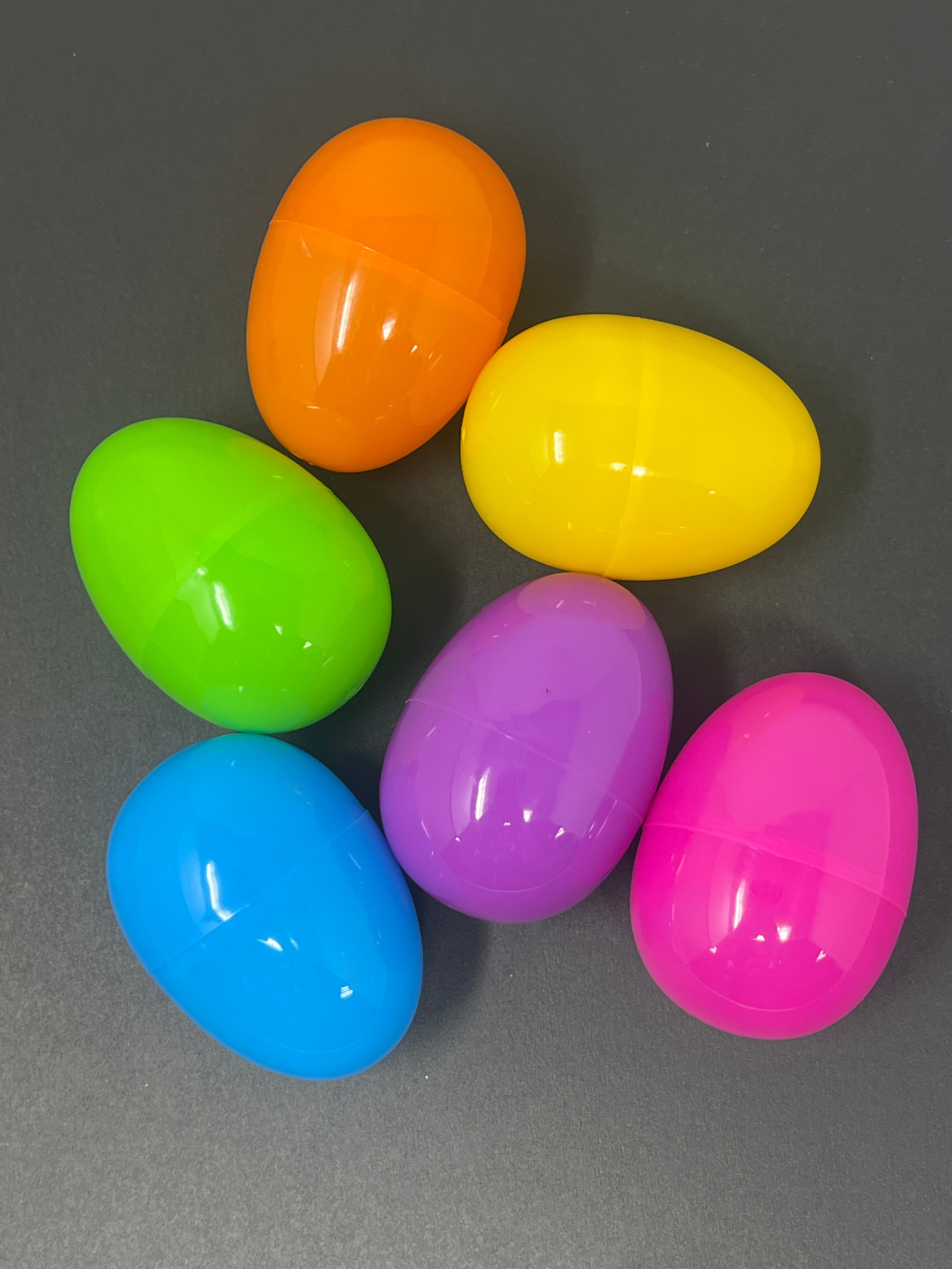 PLASTIC EGG 2 1/2''